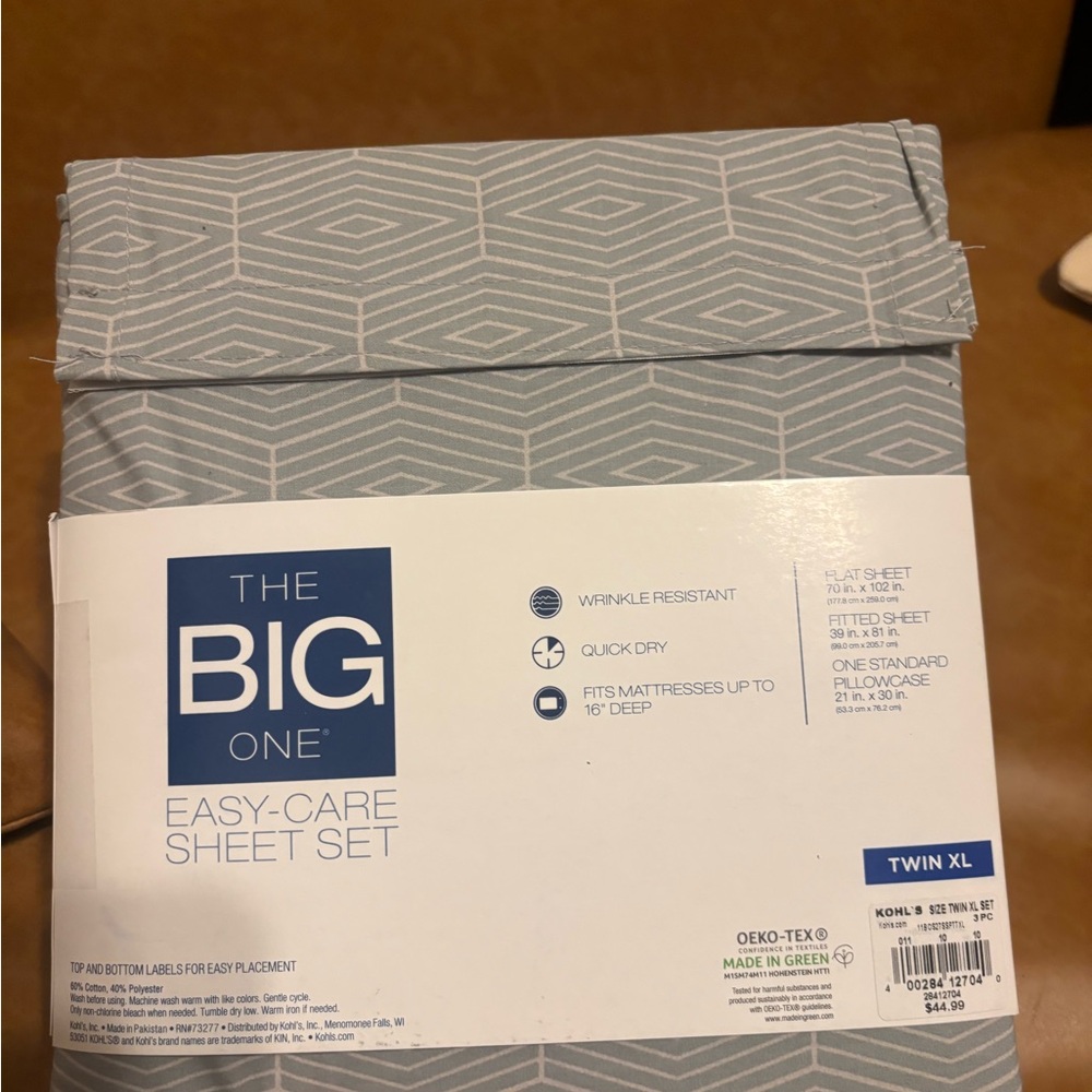 The Big One Easy-Care Twin XL Sheet Set in Light Gray - Picture 4 of 7